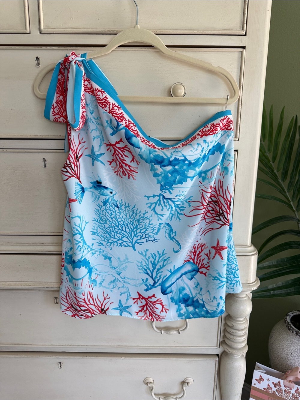 White House Black Market One-Shoulder Coral & Aqua Print size S